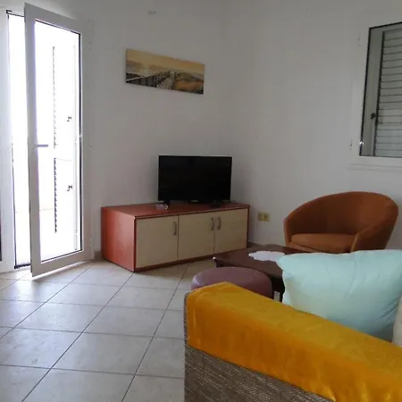 Laguna 3 Fuer 4 Personen By Interhome 公寓 *