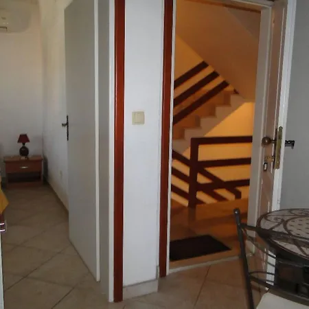 Laguna 3 Fuer 4 Personen By Interhome * Primošten