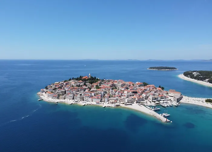 Laguna 3 Fuer 4 Personen By Interhome * Primošten